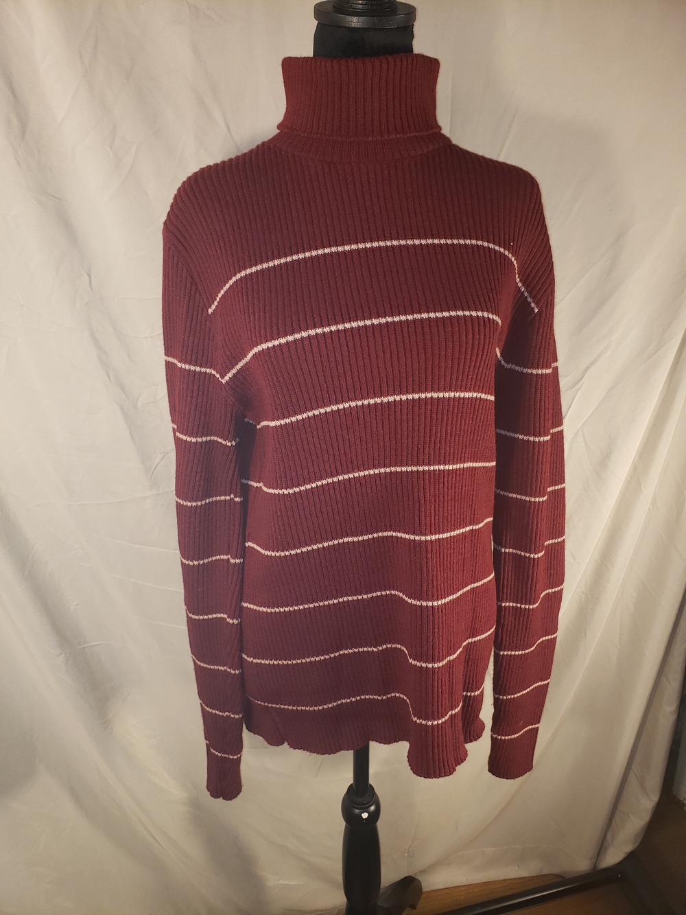 Vintage Izod Burgundy Turtleneck Sweater with White Stripes - L